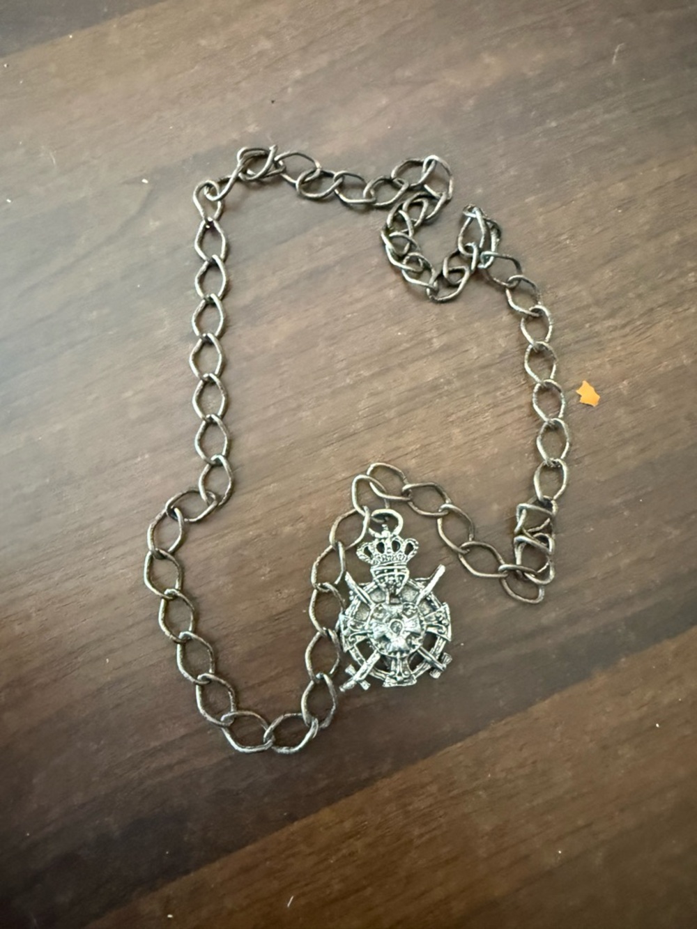 Vintage-Style Silver Chain Necklace with Crown Emblem Pendant